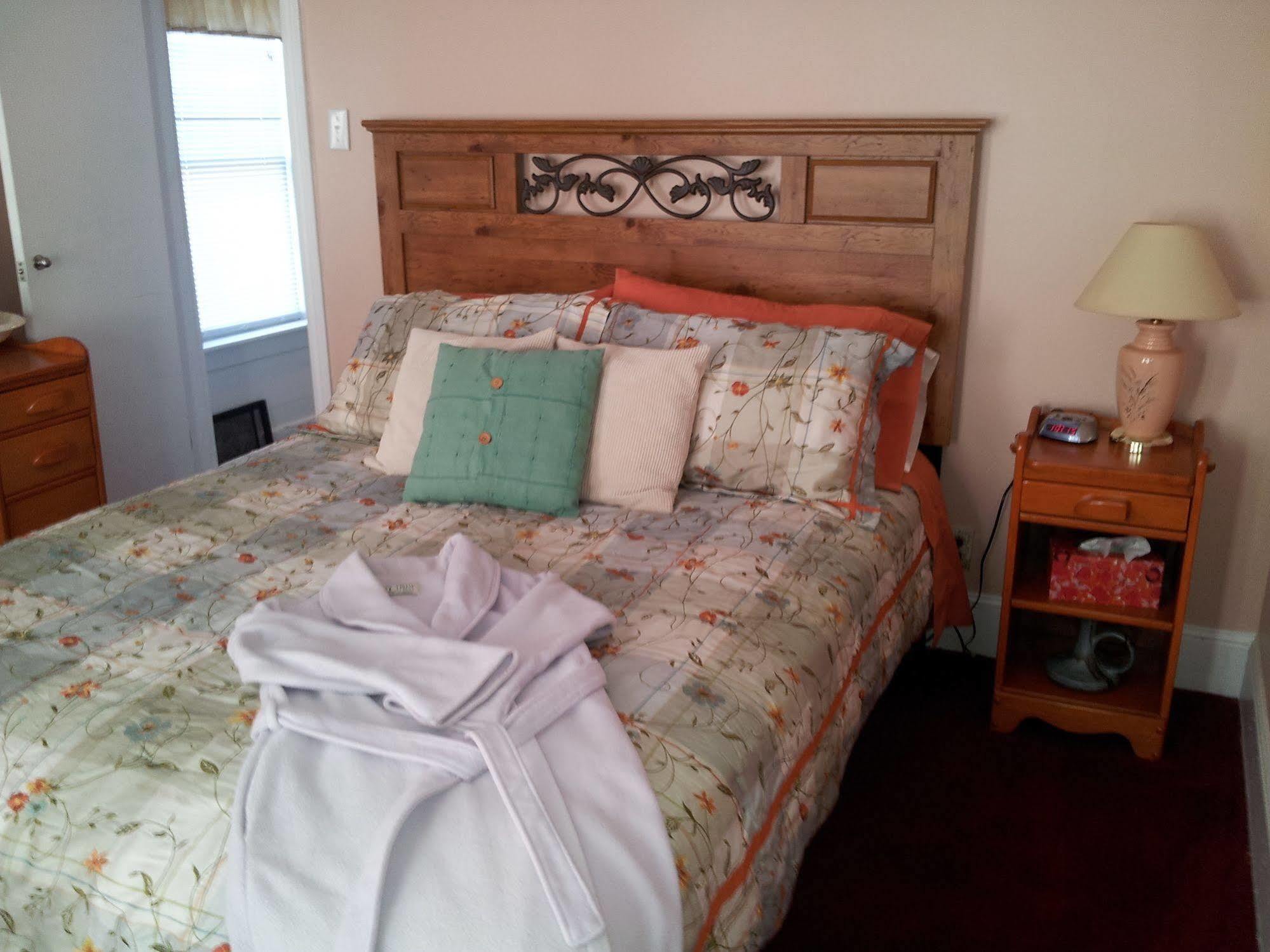 The Spaniards Room Heritage Home Spaniards Bay Buitenkant foto